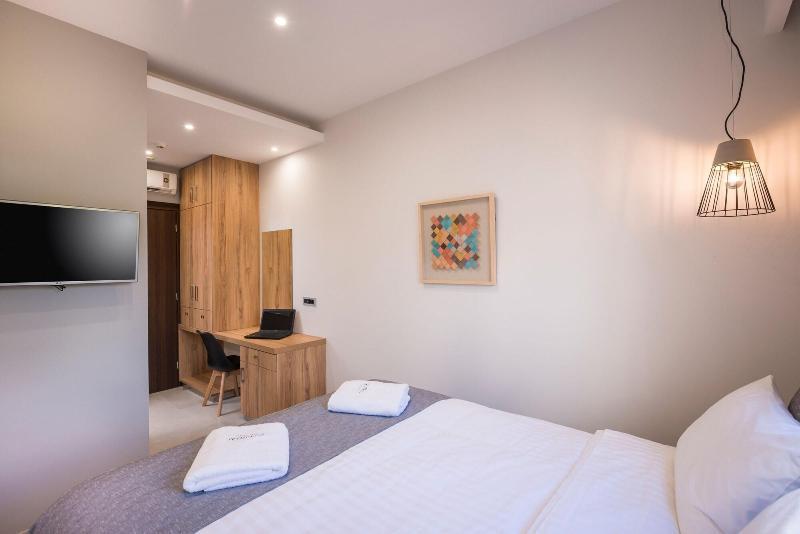 Central City Hotel خانيا المظهر الخارجي الصورة